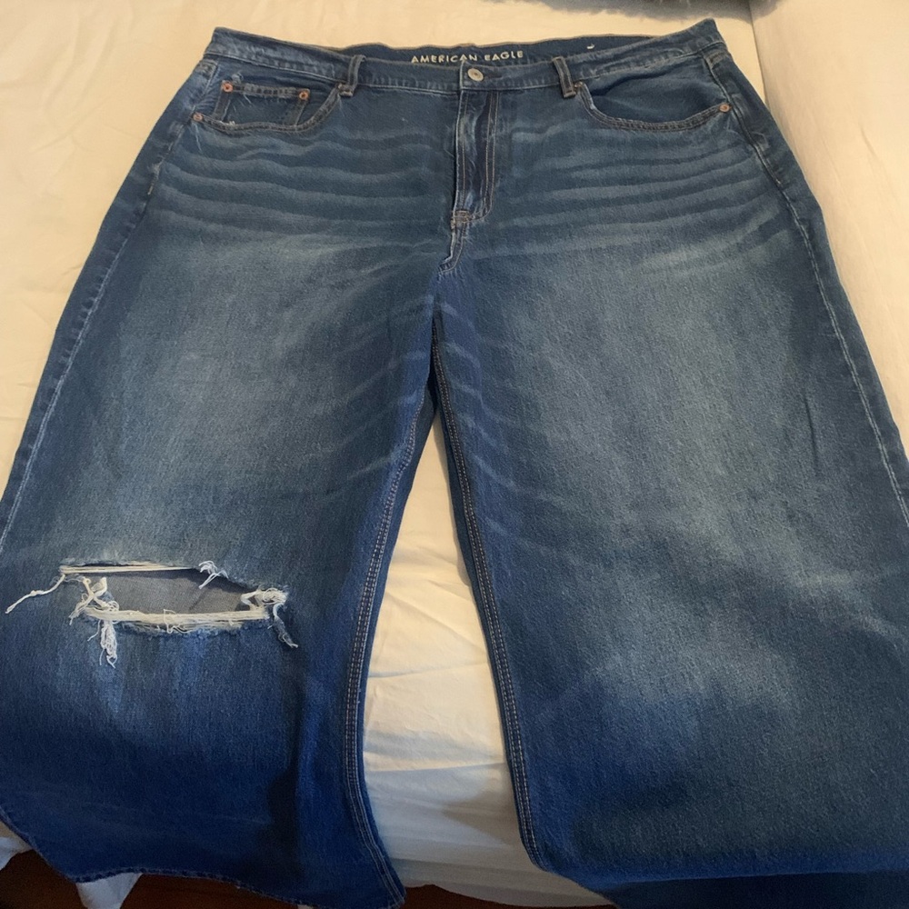 American Eagle Outfitters Distressed Blue Boyfriend Jeans